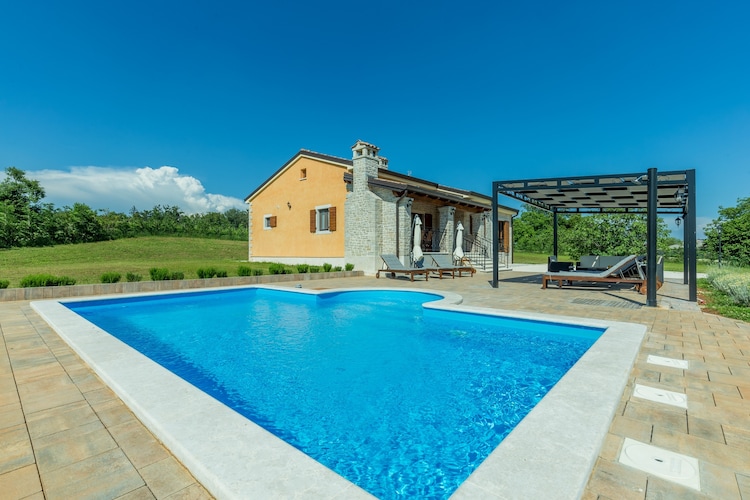 Villa Elida with Pool in a secluded location - Central Istria