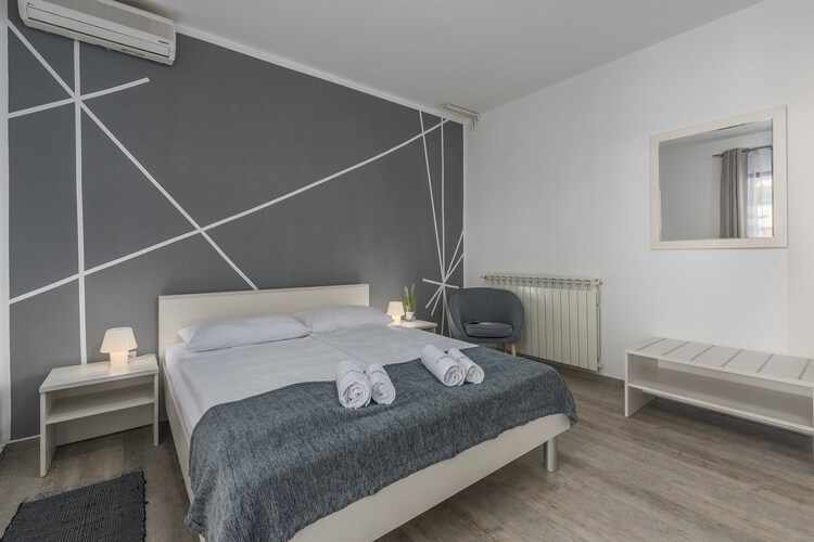 Villa Ladavac B&B \/ One Bedroom Apartment A3