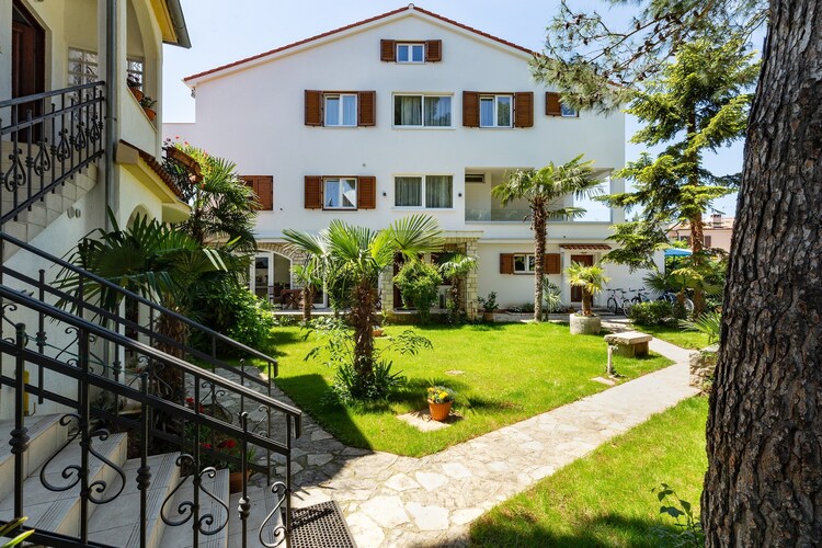 Villa Ladavac B&B \/ One Bedroom Apartment A4 in Rovinj
