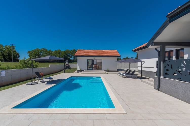 Villa Tria Gimino with private pool
