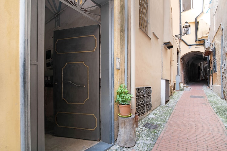 Via Alleanza