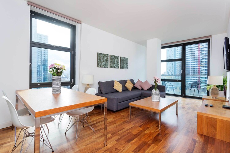 Flat 95- Discovery Dock East 2 Bed