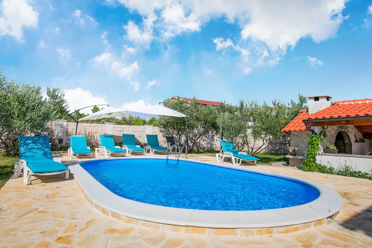 Villa Soko