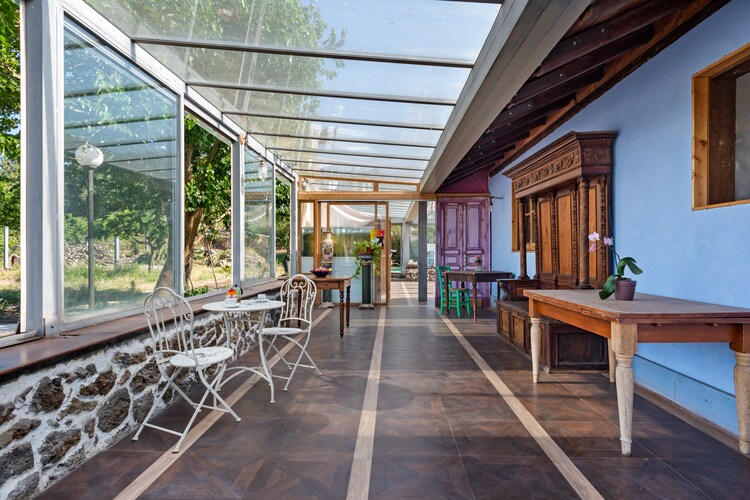 Alma Libre House