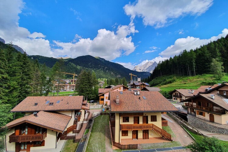 Appartamento A Canazei Vista Dolomiti