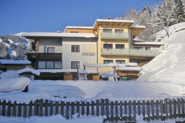 AT-5700-105 apartment jürgen fmne