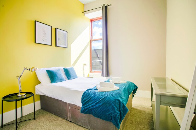 GLASGOW 9 luxury cessnock