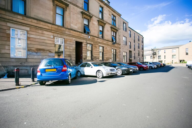 GLASGOW 9 luxury cessnock