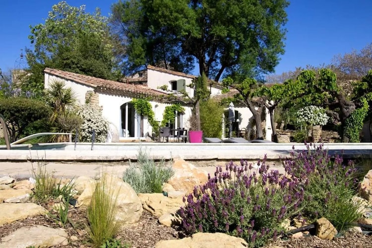 LE CASTELLAS