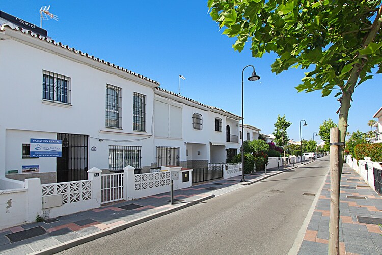 Comfortable Central La Cala Family Home