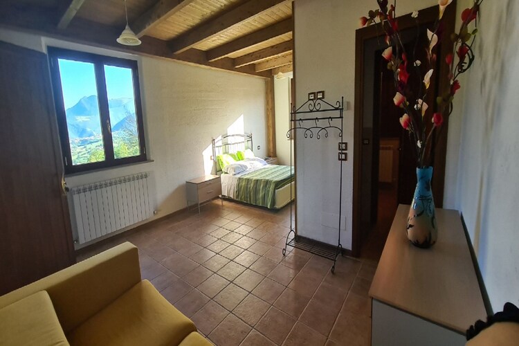 vakantiehuis Italië, Marche, Serra Sant