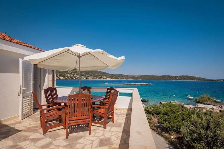 Villa Kroatië, Dalmatie, Sevid Villa HR-00049-33