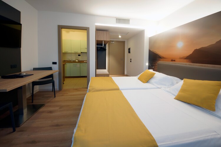 Residence Ambassador Suite, Riva del Garda-mono 2, foto 5