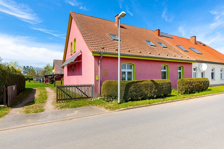 Vakantiehuizen Duitsland | Mecklenburg-Vorpommeren | Appartement te huur in Altentreptow   met wifi 2 personen