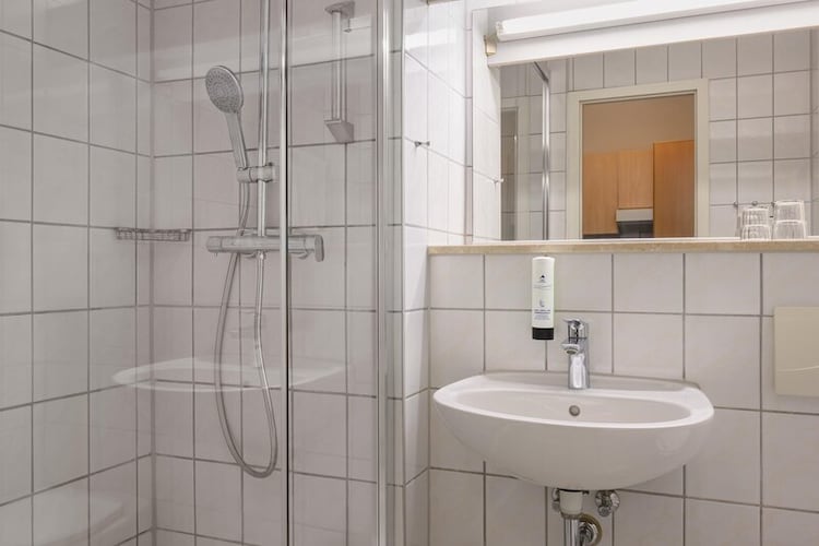 IFA Binz Ferienpark -2 Raum App 39 qm - Badkamer