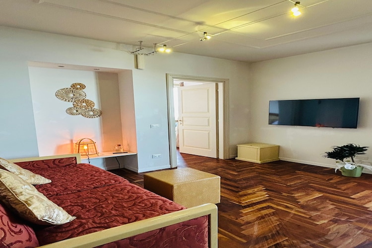 Villa Greta Meina-Trilo Orta or Stresa