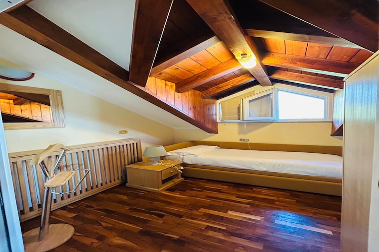 Villa Greta Meina-Trilo Orta or Stresa - Schlafzimmer