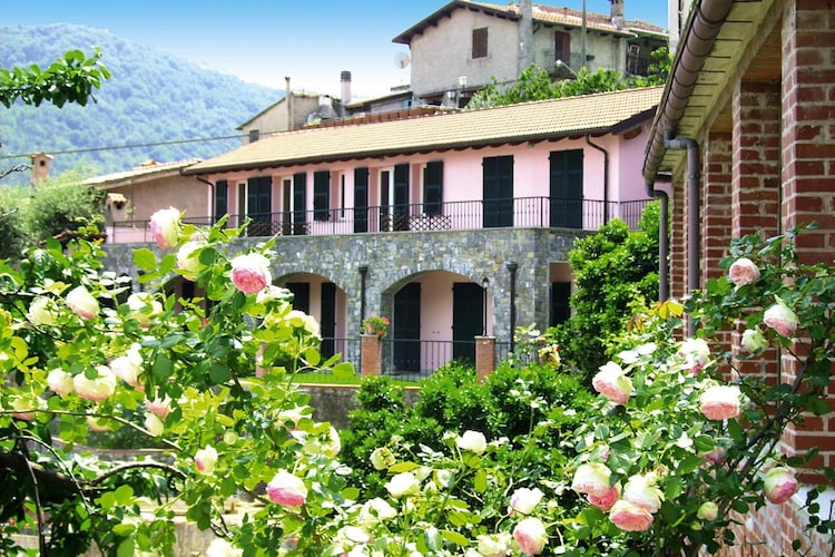 Exterior Summer