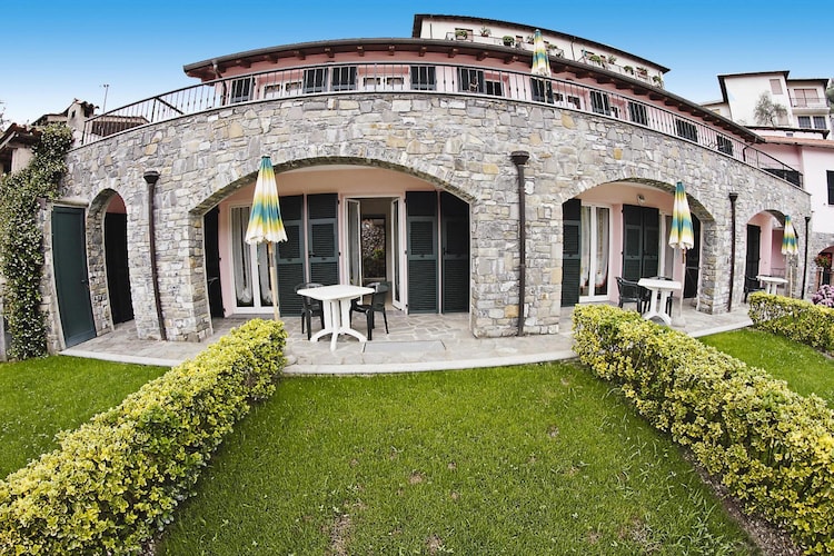 Exterior Summer