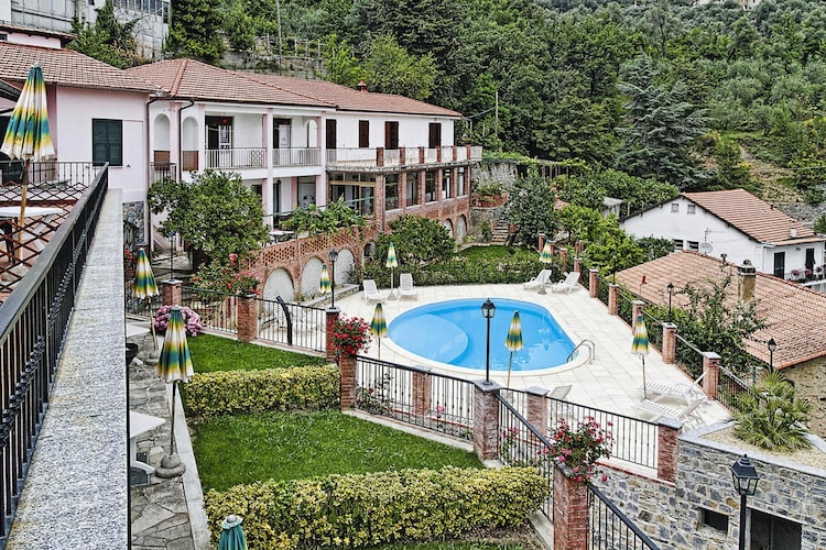 Exterior Summer
