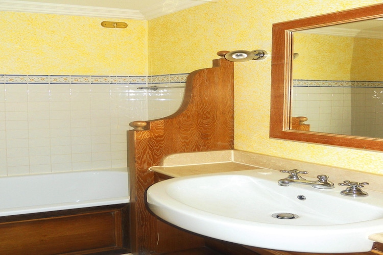 Bath Room
