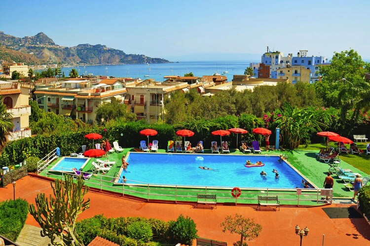 Vakantiehuizen Italie | Sicilia | Appartement te huur in Giardini-Naxos met zwembad  met wifi 4 personen