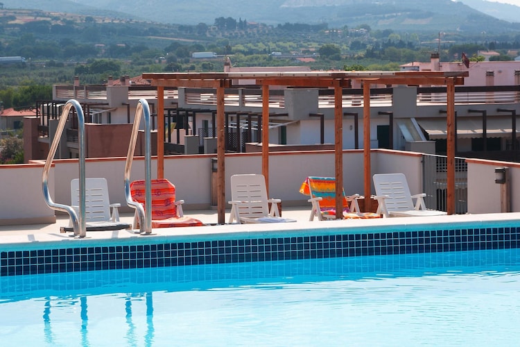 Holiday residence Santa Constanza San Vincenzo-Bilo 4 Superior-Piscine