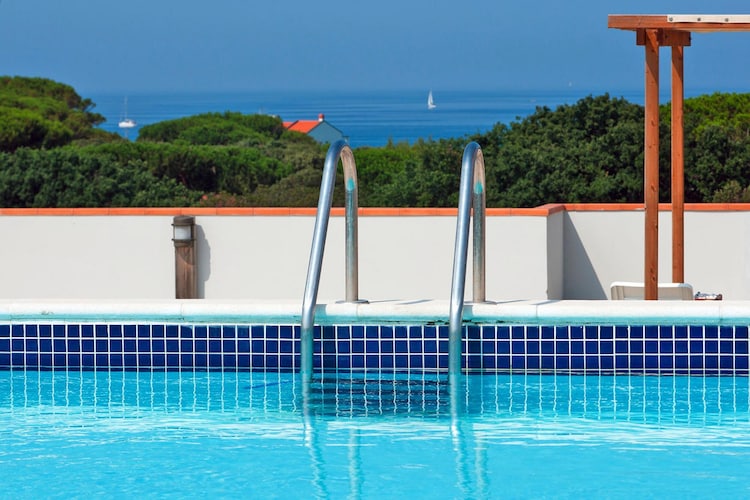 Holiday residence Santa Constanza San Vincenzo-Trilo 6  Superior-Piscine