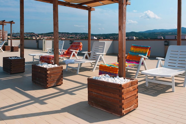 Holiday residence Santa Constanza San Vincenzo-Trilo 6  Superior-Terrasse