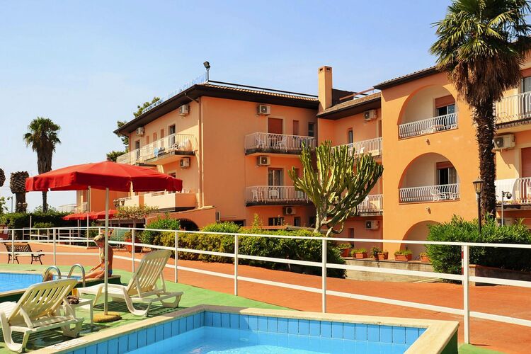 Vakantiehuizen Italie | Sicilia | Appartement te huur in Giardini-Naxos met zwembad  met wifi 3 personen