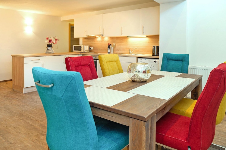 Penthouse in Niederau by Ski Lift & Panoramic Views