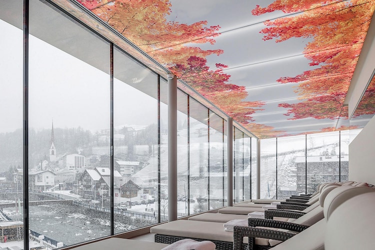 Your box seat in a hotspot in the Alps! The modern apartment house in the heart of Sölden is located directly on the Oetztaler Ache, only 250 m from the Giggijochbahn valley station - but you can only hear the rushing of the river. The elegantly designed apartments are equipped with all amenities for a carefree holiday. The warm-toned colors of the furnishings made of lots of wood combined with murals from nature give you an alpine ambience as soon as you arrive. A highlight is the outdoor pool with adjacent mountain panorama roof terrace. Swim and chill with a view of the mountains of the Oetztal! Discover a possibility of luxurious privacy away from the main street in the Sölden hotspot.
Sölden is a place where it doesn't take long to adapt to the sporty, active environment. Solden moves! The town in the upper Oetztal is also the largest municipality in Austria in terms of area and the Mecca of skiers, especially in winter. But Sölden (1,368 m above sea level) is also very popular in summer.
Highlight :
Usage-based energy costs, bed linen, towels, final cleaning
Sauna towels and bathrobes included
Bread service possible
Activities nearby:
Before your holiday, you probably thought about how active or relaxed you would like to spend the days in Sölden. If you bring your own bikes, they can be stored in the in-house bicycle storage room. You can also choose from the classics such as alpine hikes, hut tours, guided glacier hikes, tennis, horseback riding and golf, as well as trendy sports such as rafting, canyoning, paragliding and bungee jumping. In such an active region, it becomes difficult to withdraw from the general sporting activity. Nice that you can get the necessary tips and equipment for all activities on site just a few steps from the apartment house. Between or after the tours, the home offers itself