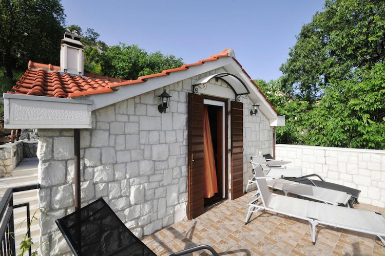 Holiday Home Barada Seget Donji - Haus Barada E5