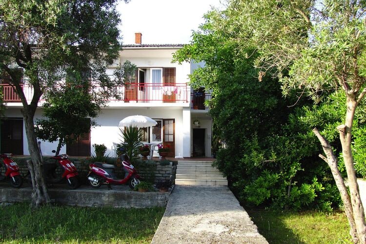 Appartement im Haus Neno, Novalja, am Meer Ferienpark  kroatische Inseln