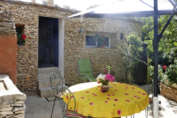 Charming stone Tiny House with private terrace, Vi Ferienwohnung  Vaucluse