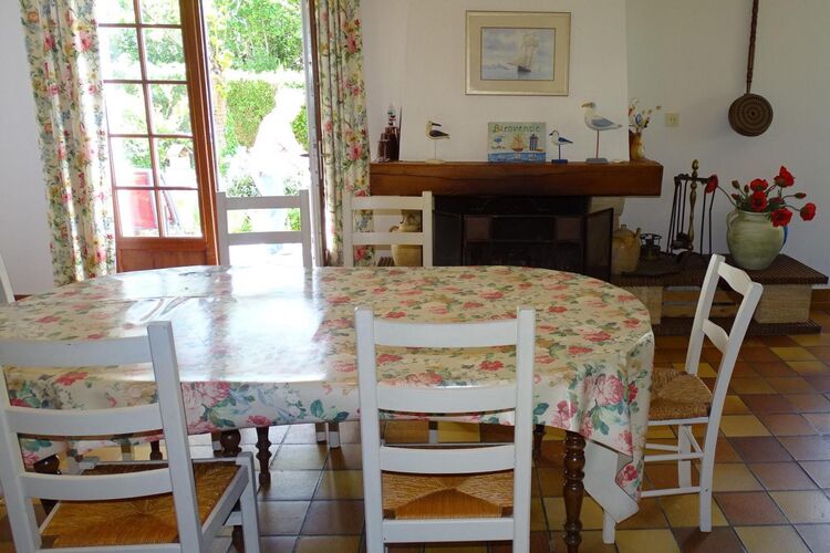 Beautiful quiet holiday home, close to the beach