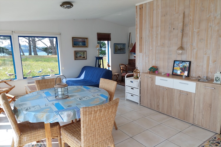 Ferienhaus vom Meer umgeben Hanvec, foto 12