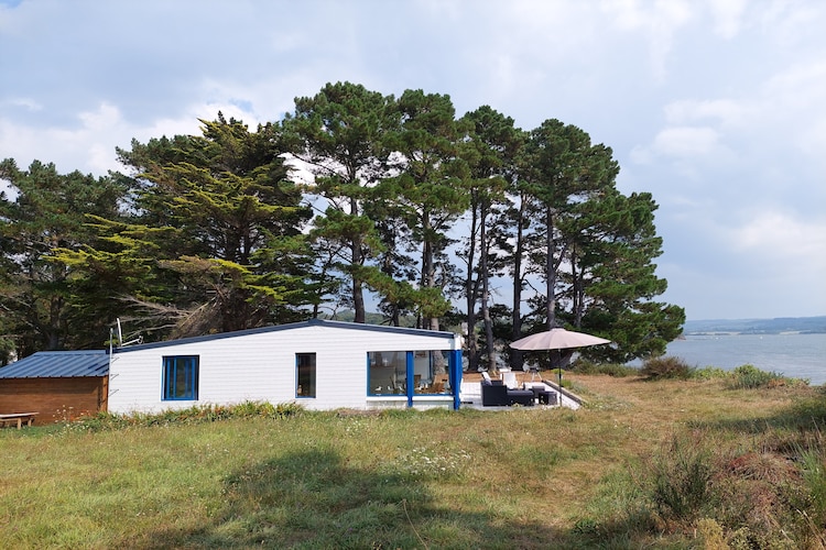 Ferienhaus vom Meer umgeben Hanvec, foto 7
