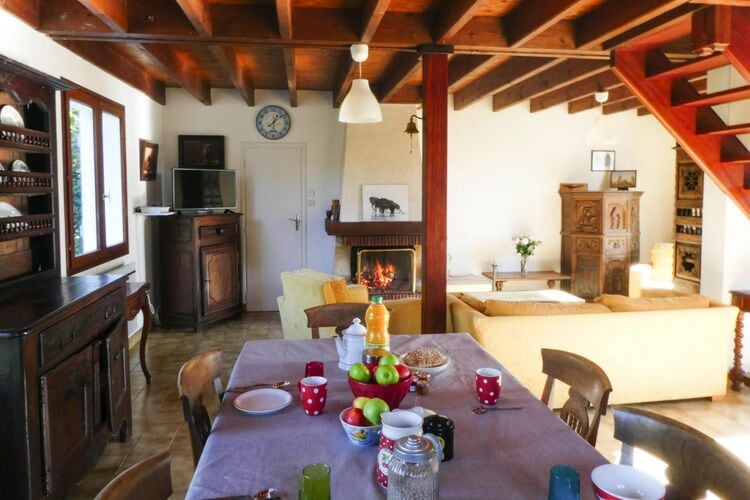 Classic Breton holiday home in Sarzeau