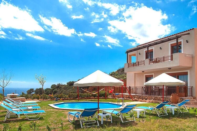 Einladende Villa in Triopetra mit Garten Ferienhaus in Griechenland