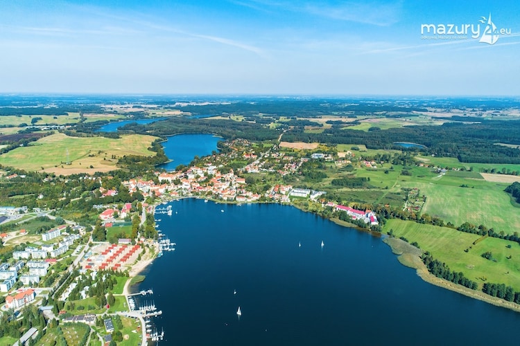 Apartament wakacyjny dla 4 osób w Rynie