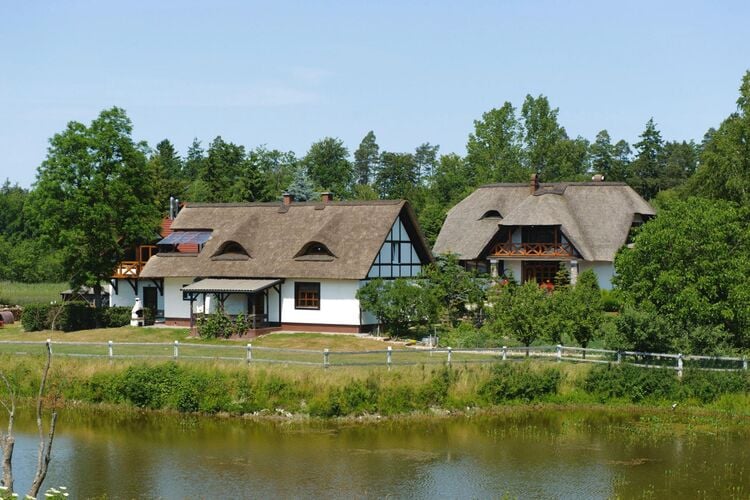 Ferienhaus mit Reetdach, Rekowo Ferienhaus in Polen