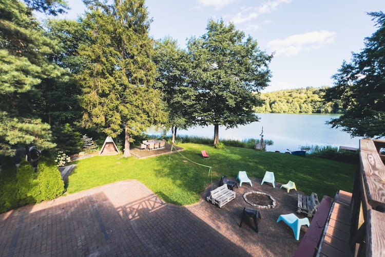 Dom w Starych Czaplach z domkiem na drzewie-Uitzicht