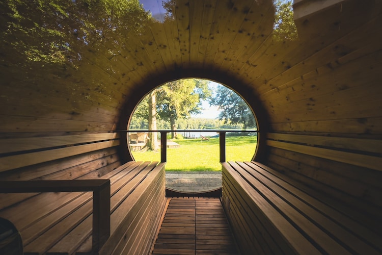 Dom w Starych Czaplach z domkiem na drzewie-Sauna