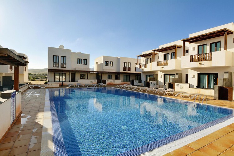 Vakantiehuizen Spanje | Lnzt | Appartement te huur in Puerto-Calero met zwembad  met wifi 6 personen
