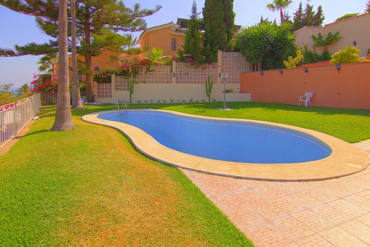 CT 233 - Faro's Benalmadena Pool & Garden - Untagged