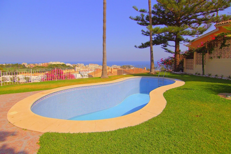 CT 233 - Faro's Benalmadena Pool & Garden - Untagged