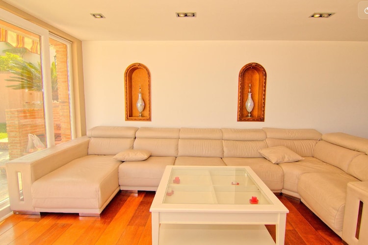 CT 233 - Faro's Benalmadena Pool & Garden - Living room
