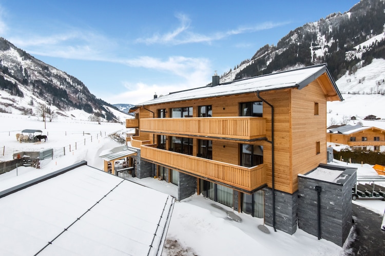 Golden Lodges Rauris Resort vlak bij de skilift
