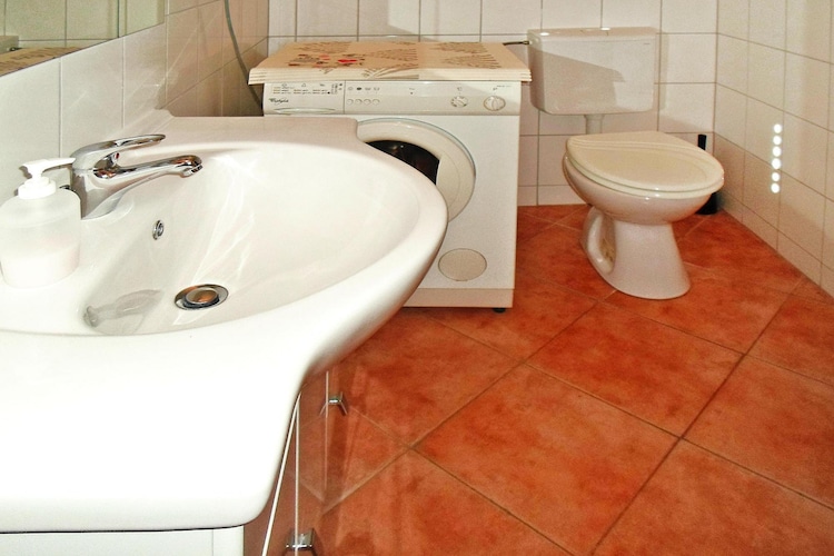 Apartments Pontos, Jadranovo-2-Raum-App., A4, ca. 35 qm, für 3 Pers.-Badkamer